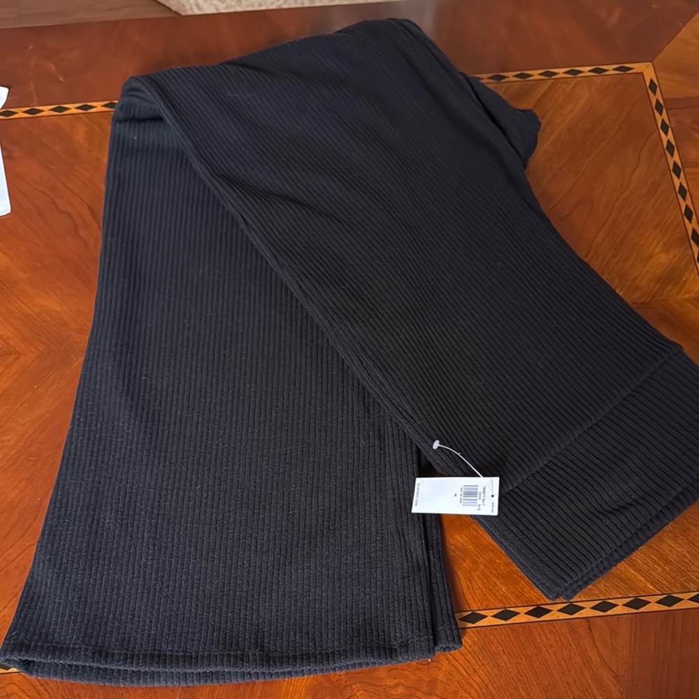 Women’s Black Ribbed StretchPants